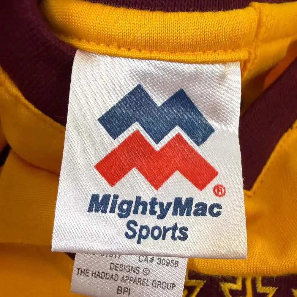 Minnesota Golden Gophers Baby Bodysuit Pants and Booties Outfit Set 18M